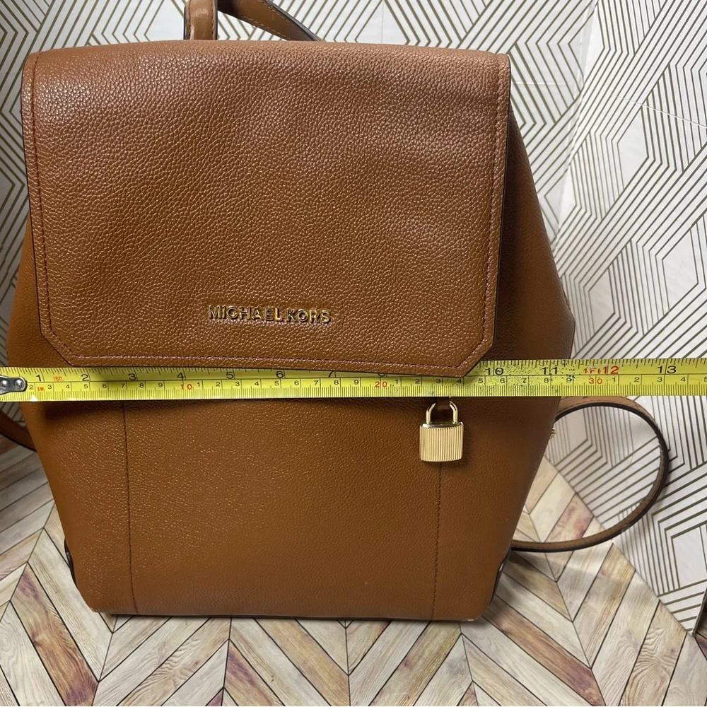 💯AUTHENTIC MICHAEL‎ KORS BACKPACK O20